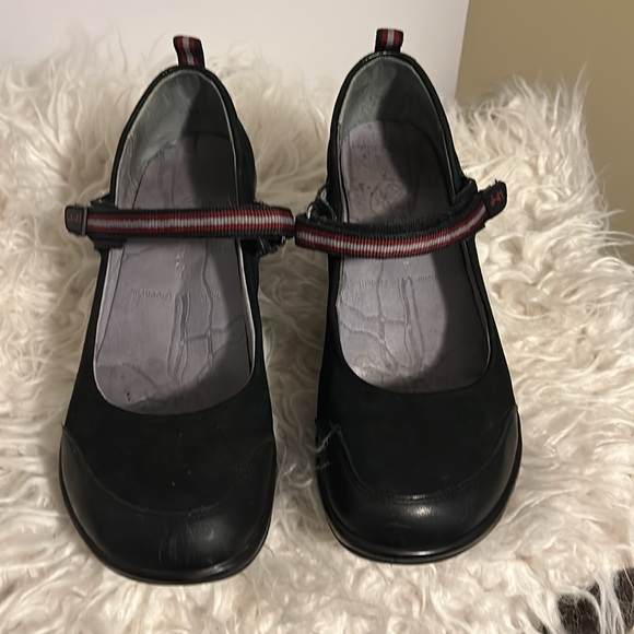 Women’s comfort J – 41 Adventure-on wedge heel shoes. Size 8M by JAMBU - Picture 2 of 12